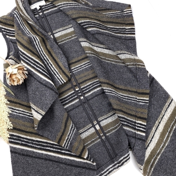 Cupcakes & Cashmere Wool Blend Grey Heather Stripe Waterfall Cardigan Wr… - Picture 11 of 13